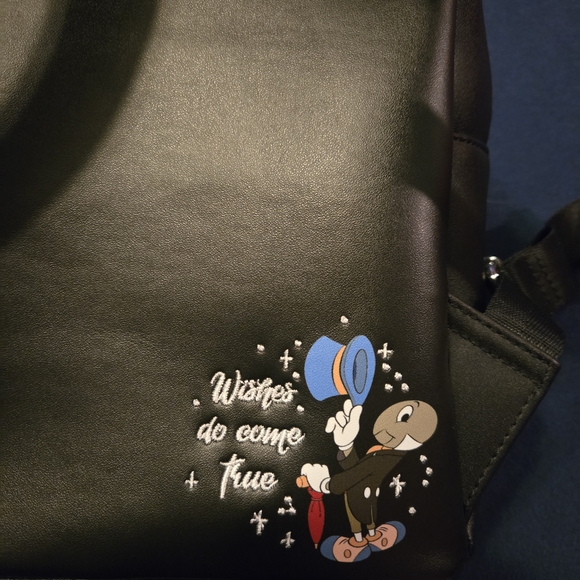 Disney's Pinocchio Backpack - Picture 3 of 7